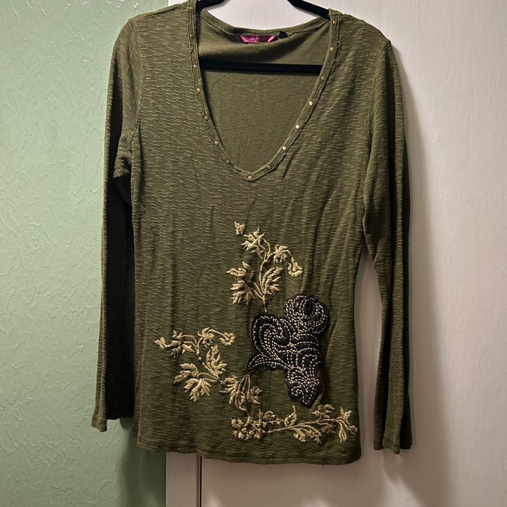 Green Top w/ detail
